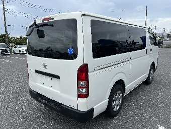 TOYOTA HIACE 2018 Image 10