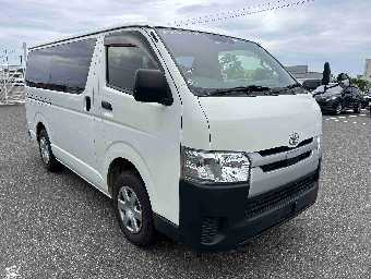 TOYOTA HIACE 2018 Image 9