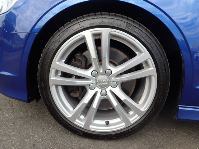 AUDI S3 SEDAN 2014 Image 21