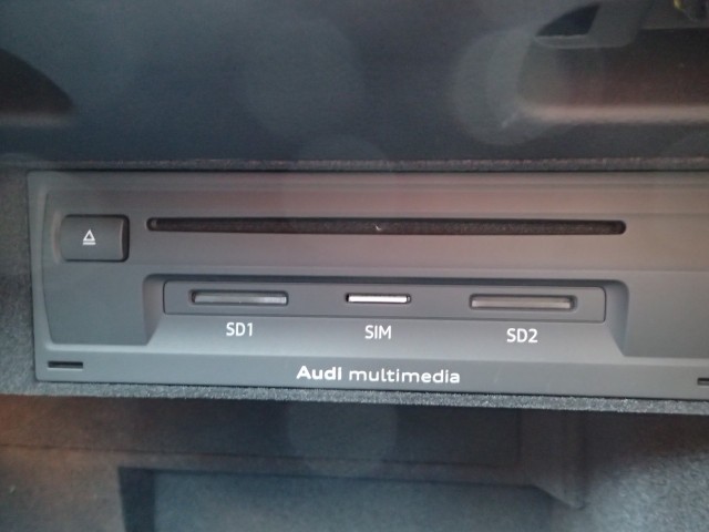 AUDI S3 SEDAN 2014 Image 36