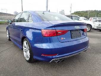AUDI S3 SEDAN 2014 Image 2