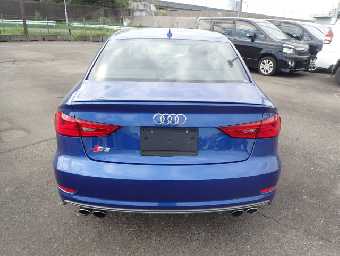 AUDI S3 SEDAN 2014 Image 3