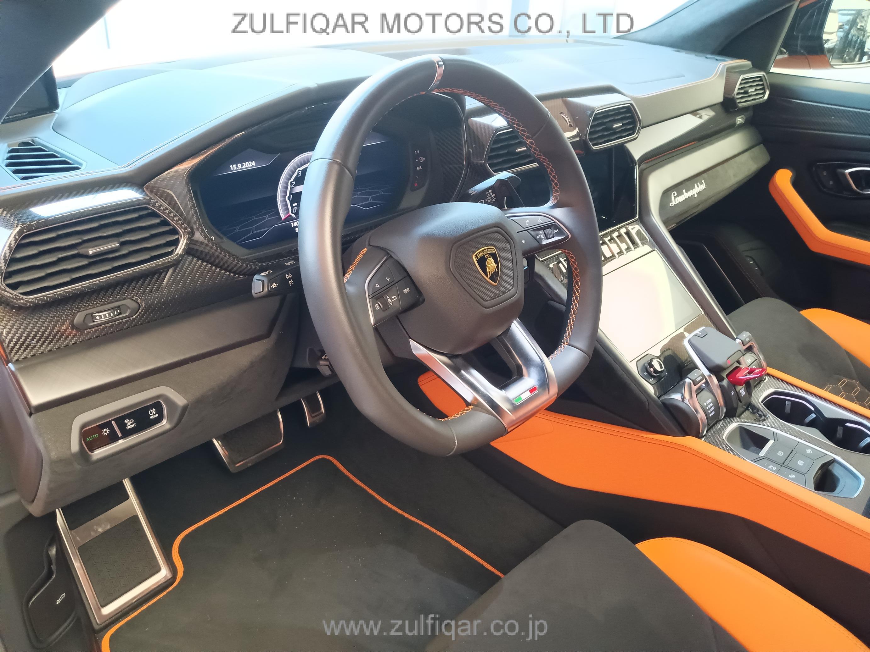 LAMBORGHINI URUS 2021 Image 23