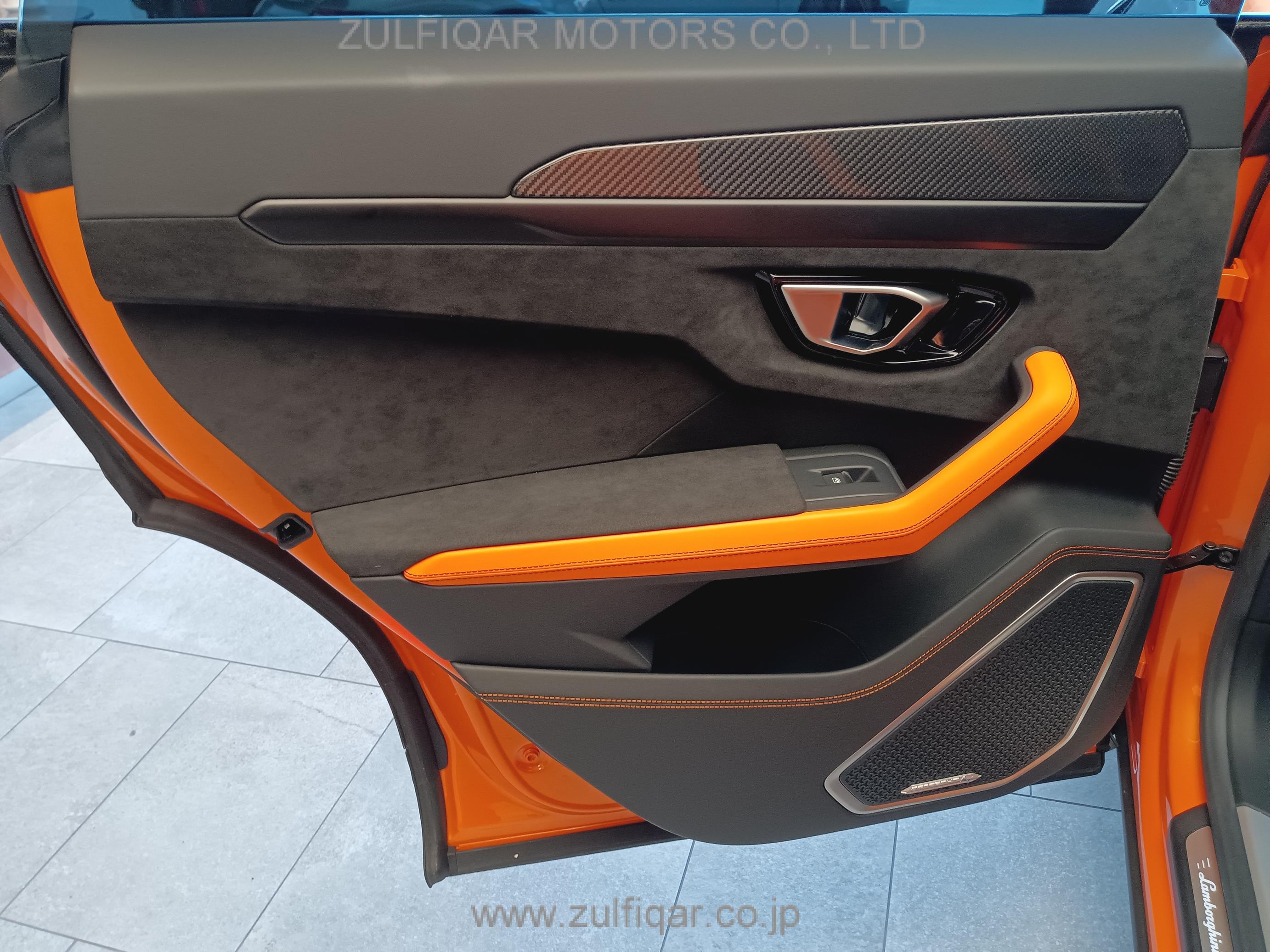 LAMBORGHINI URUS 2021 Image 29