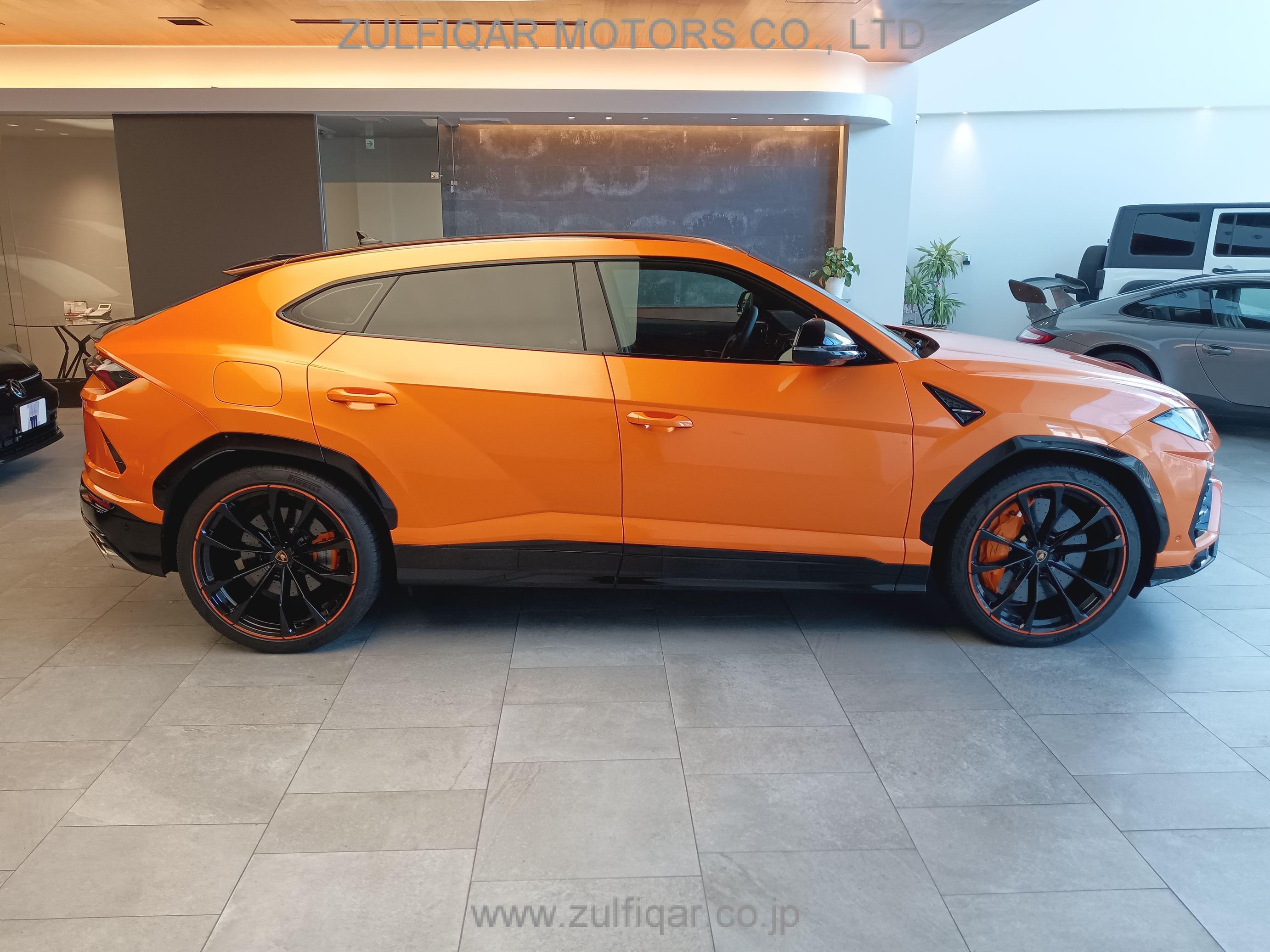 LAMBORGHINI URUS 2021 Image 4