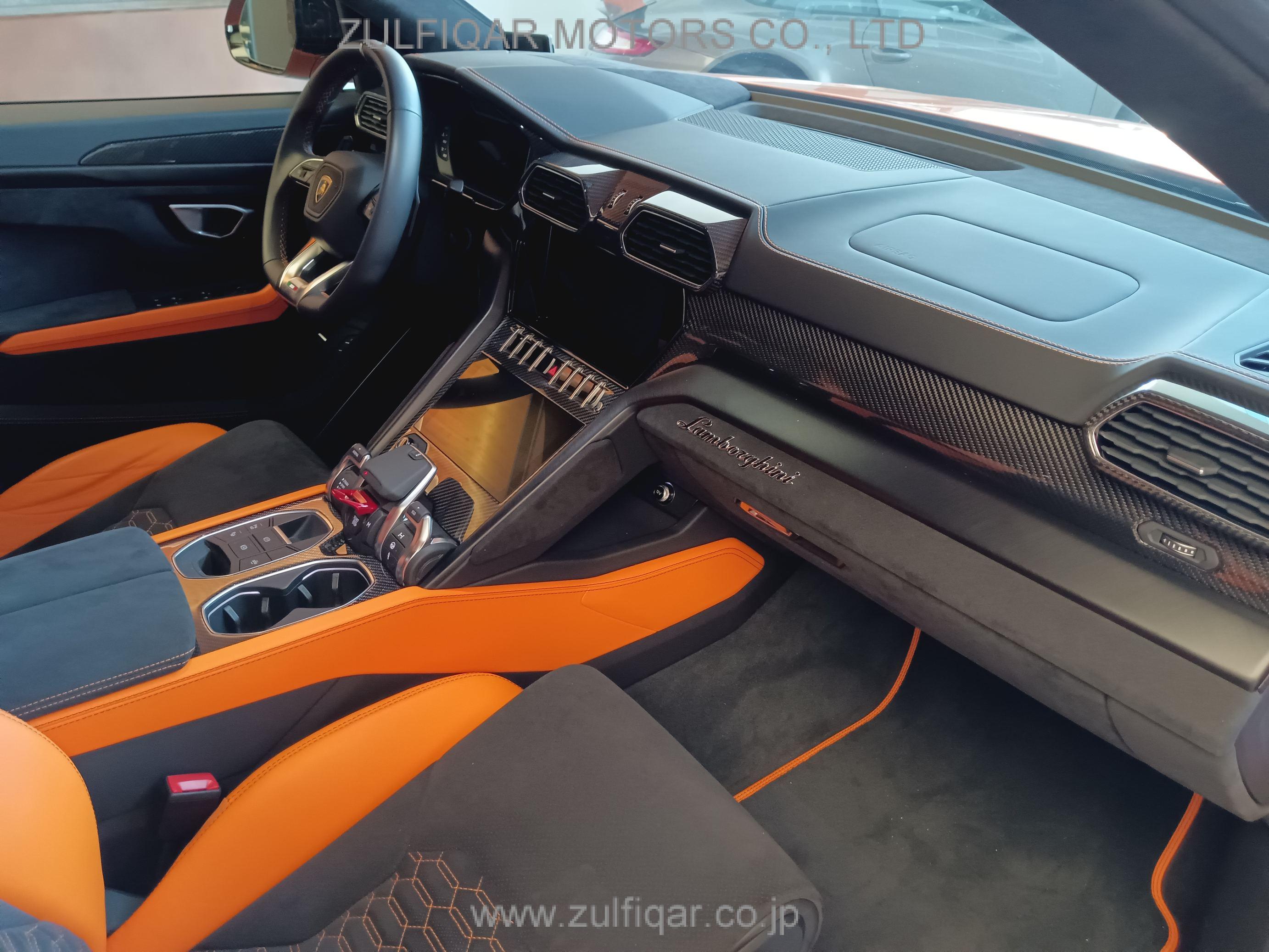 LAMBORGHINI URUS 2021 Image 35