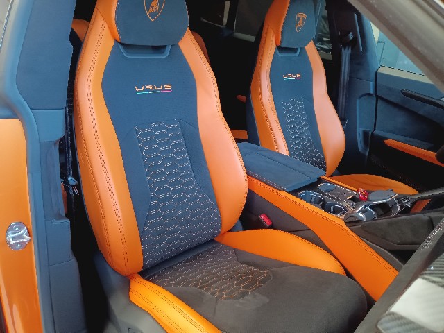 LAMBORGHINI URUS 2021 Image 37