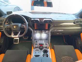 LAMBORGHINI URUS 2021 Image 34
