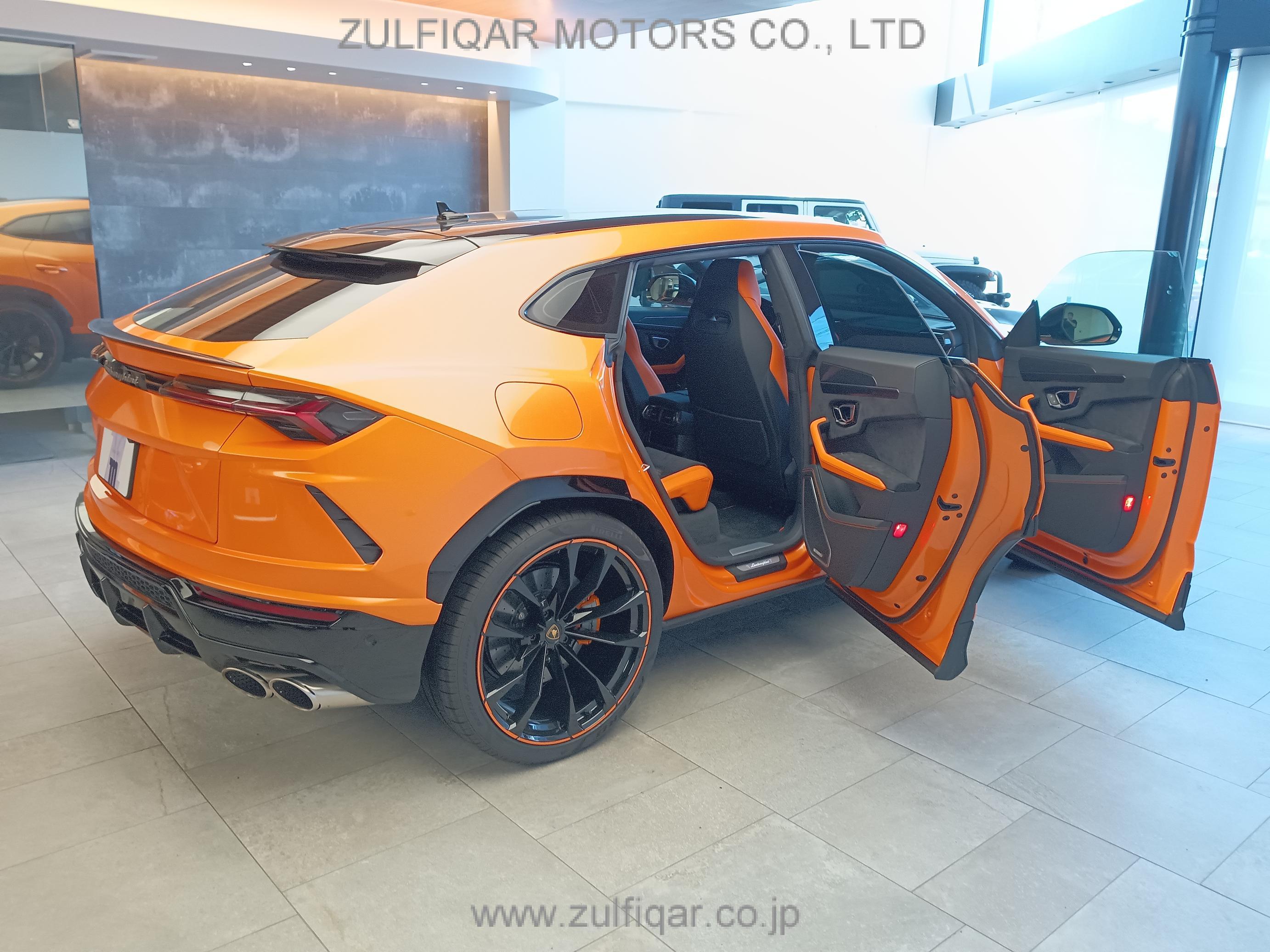 LAMBORGHINI URUS 2021 Image 6