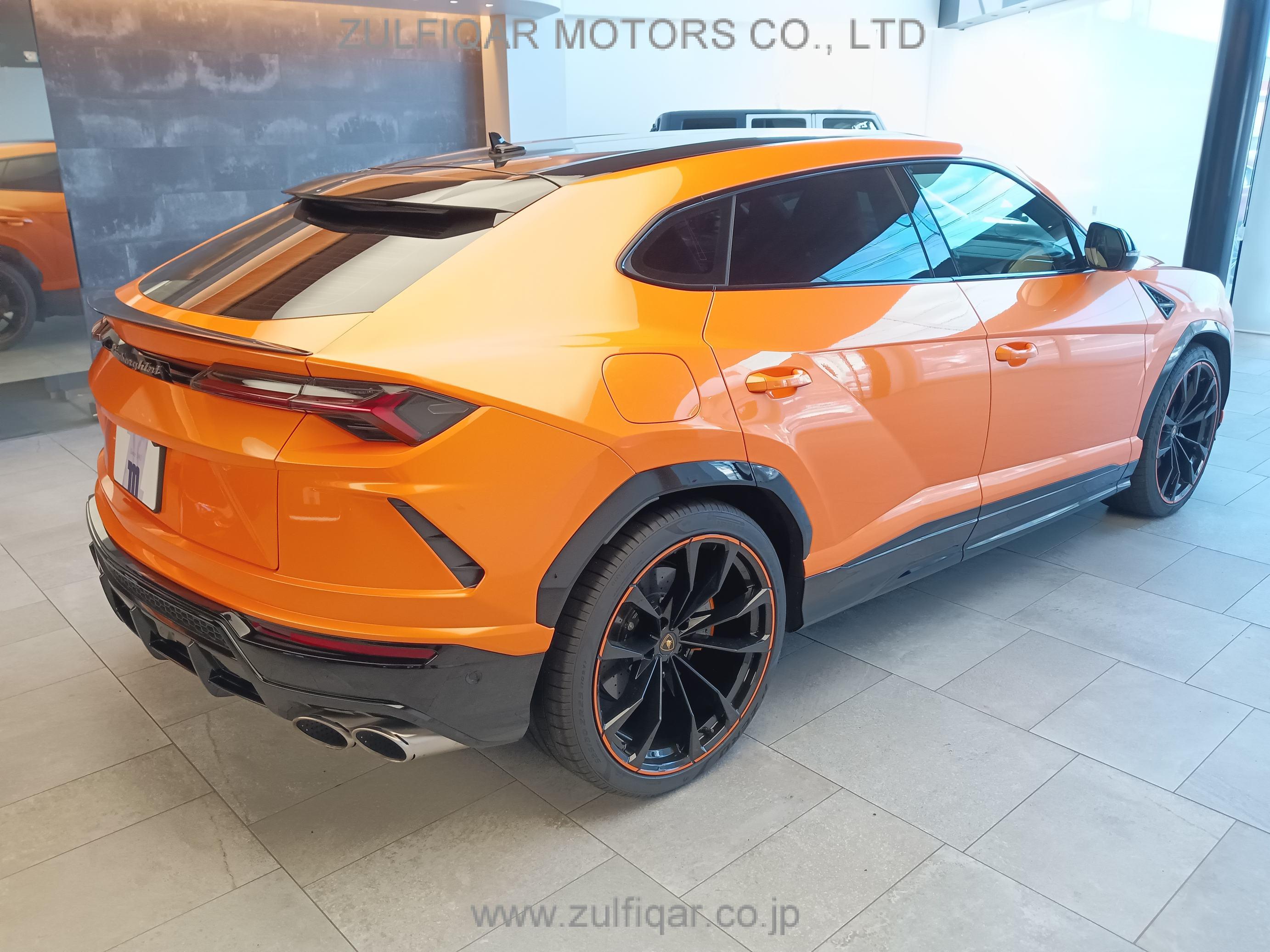 LAMBORGHINI URUS 2021 Image 7