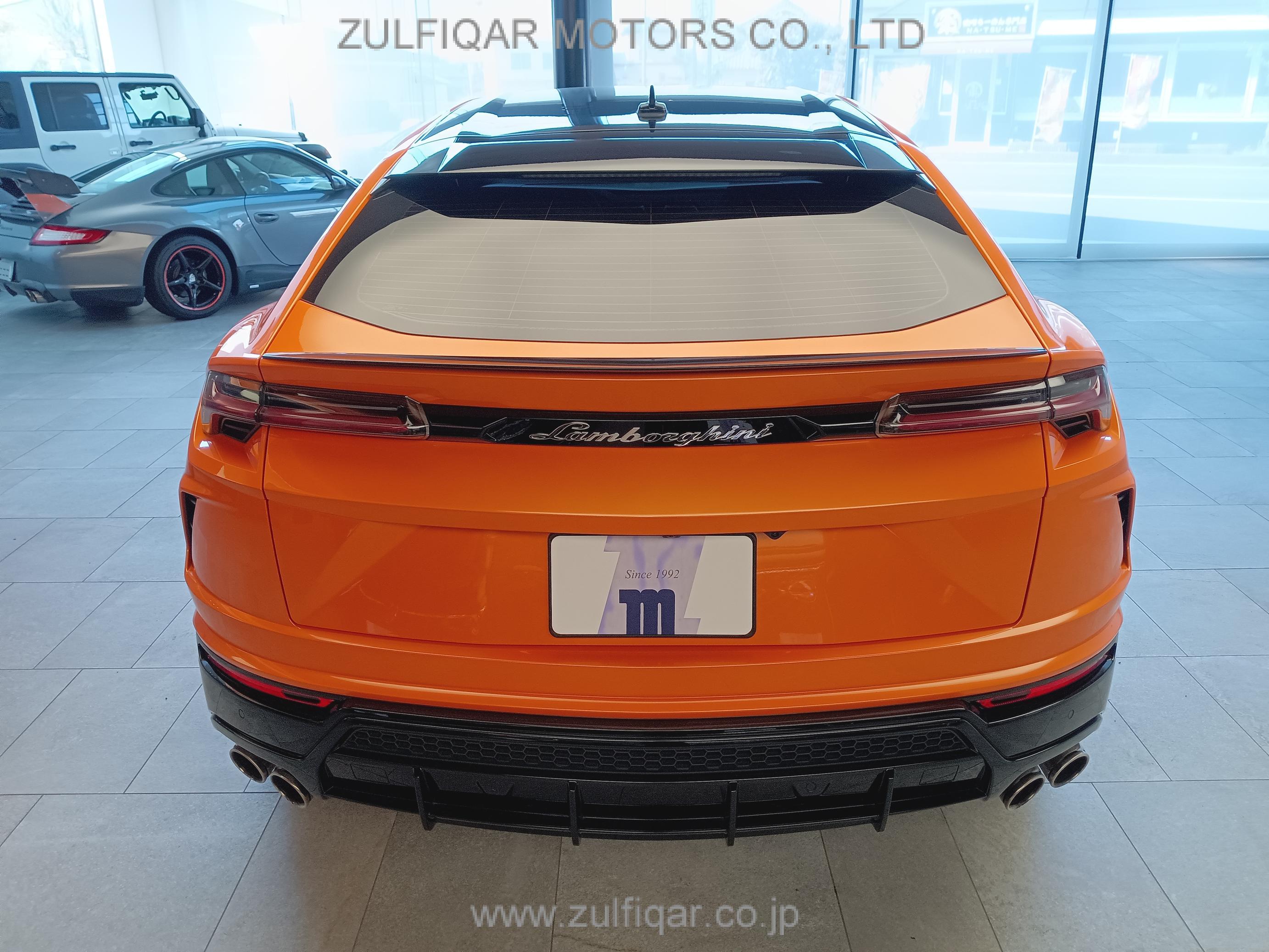 LAMBORGHINI URUS 2021 Image 8