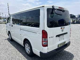 TOYOTA HIACE 2016 Image 11