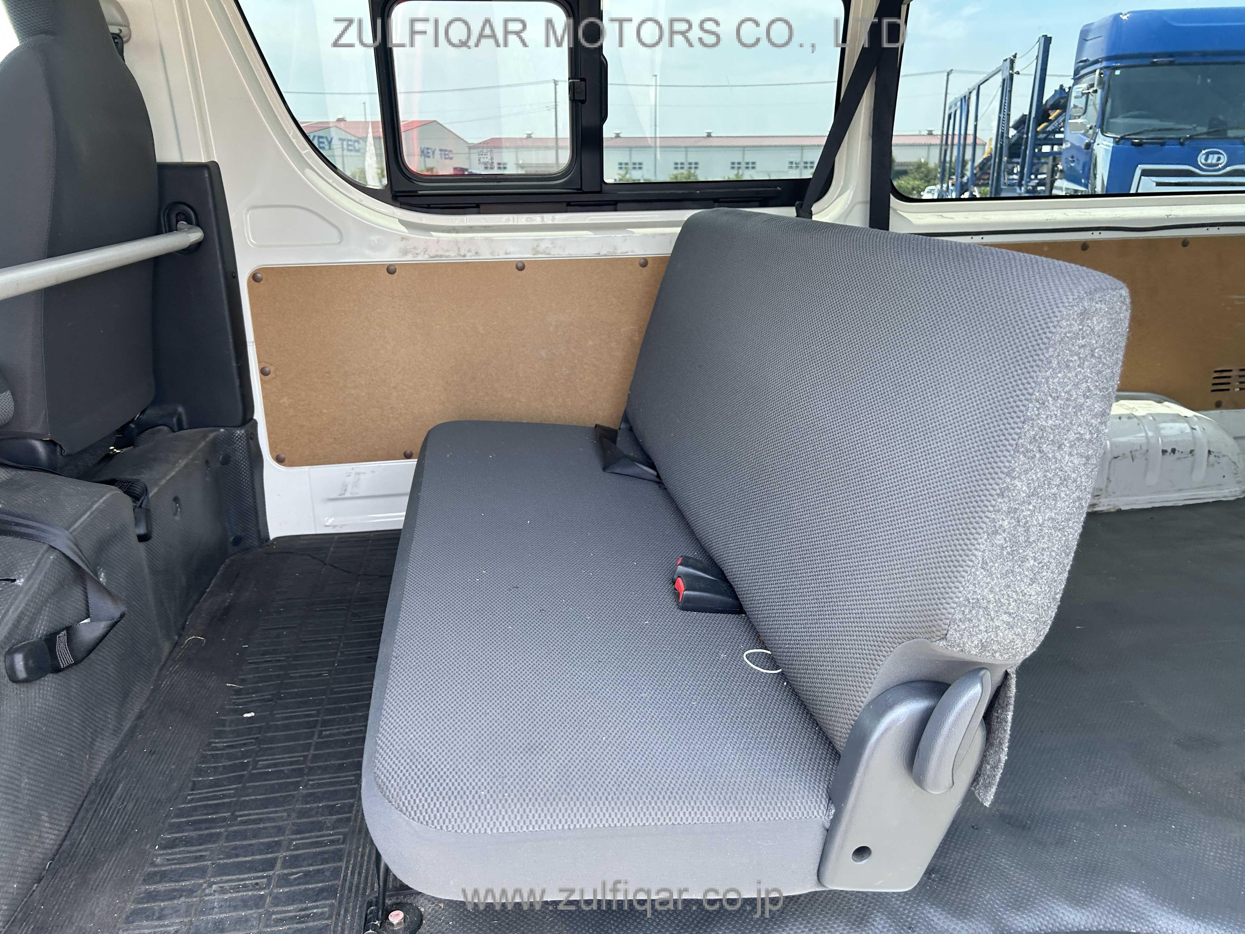 TOYOTA HIACE 2016 Image 22