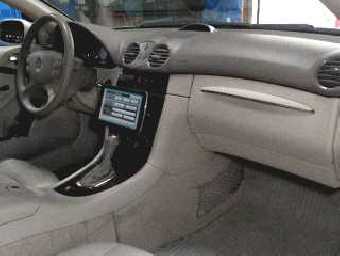 MERCEDES BENZ CLK CLASS 2009 Image 3