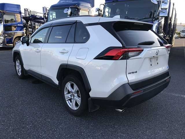 TOYOTA RAV-4 2019 Image 19