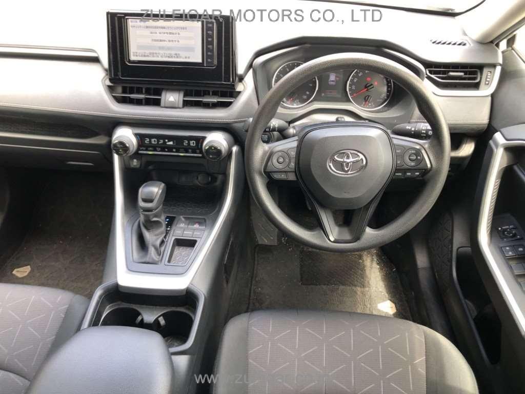 TOYOTA RAV-4 2019 Image 6