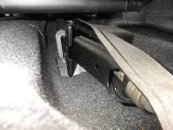 TOYOTA VITZ 2016 Image 17