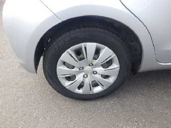 TOYOTA VITZ 2016 Image 21
