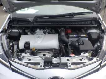 TOYOTA VITZ 2016 Image 24