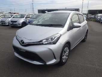TOYOTA VITZ 2016 Image 2