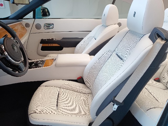 ROLLS ROYCE DAWN 2017 Image 24