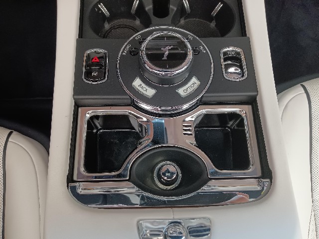 ROLLS ROYCE DAWN 2017 Image 45