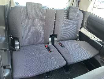 TOYOTA NOAH 2018 Image 17