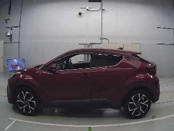 TOYOTA C-HR 2018 Image 4
