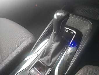 TOYOTA COROLLA TOURING 2021 Image 10