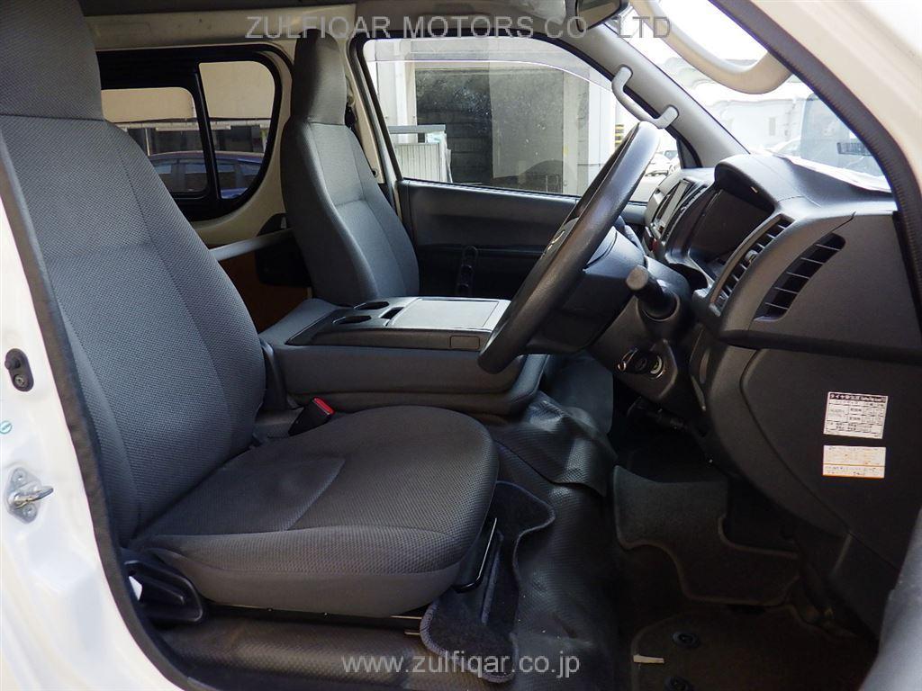 TOYOTA HIACE 2016 Image 9