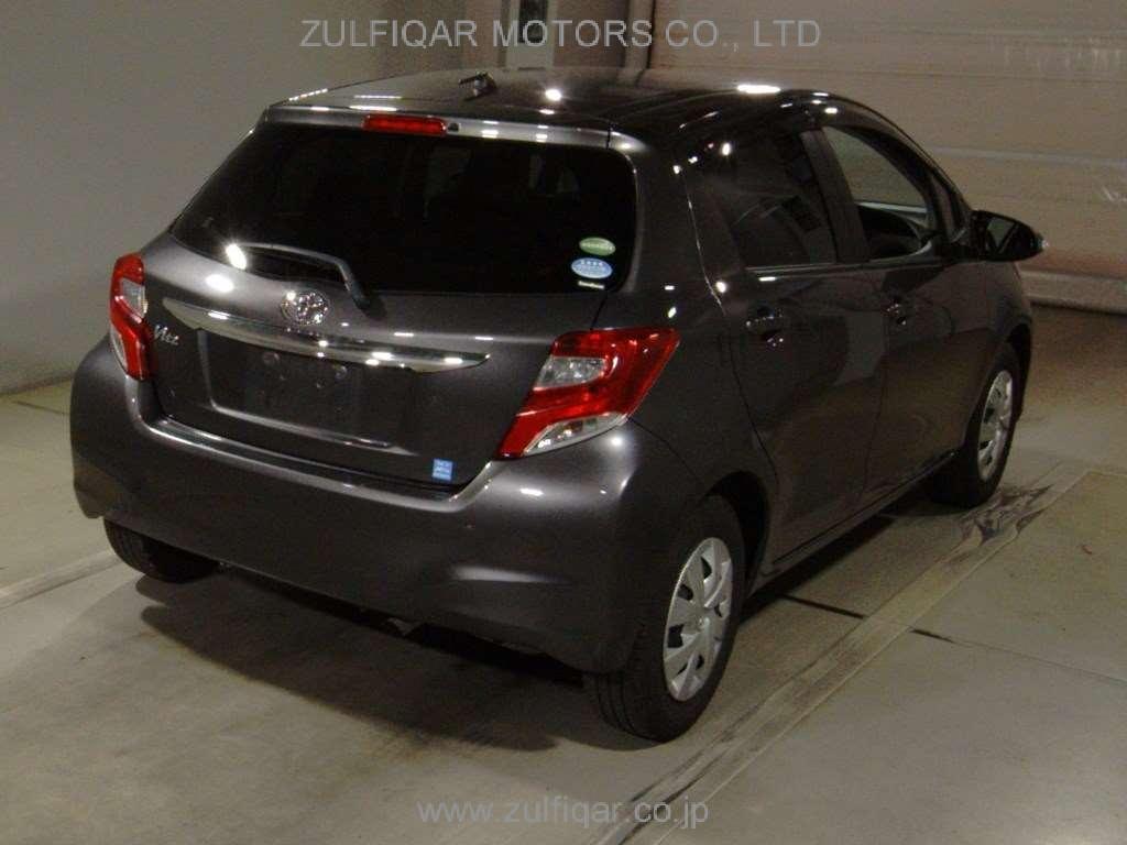 TOYOTA VITZ 2016 Image 2