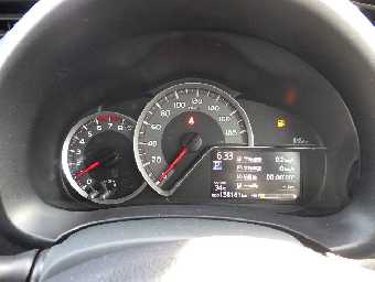 TOYOTA VITZ 2016 Image 9