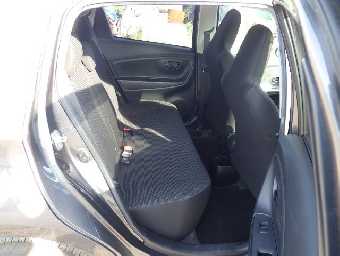 TOYOTA VITZ 2016 Image 12