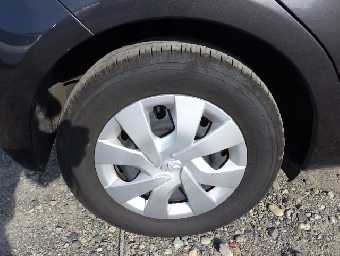 TOYOTA VITZ 2016 Image 19