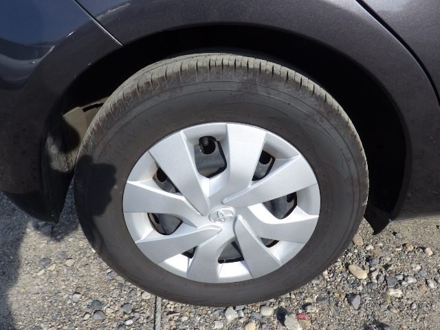 TOYOTA VITZ 2016 Image 27