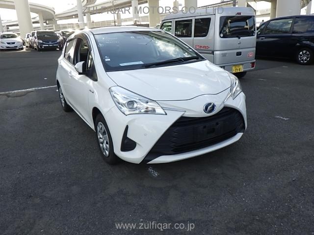 TOYOTA VITZ 2019 Image 12