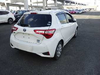 TOYOTA VITZ 2019 Image 4