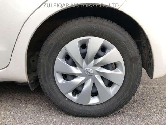 TOYOTA VITZ 2019 Image 10