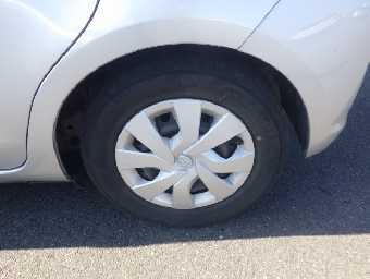 TOYOTA VITZ 2016 Image 21