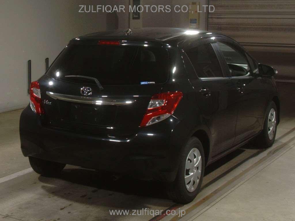 TOYOTA VITZ 2016 Image 2