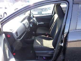 TOYOTA VITZ 2016 Image 11