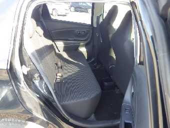 TOYOTA VITZ 2016 Image 12