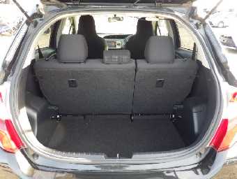 TOYOTA VITZ 2016 Image 13