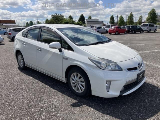 TOYOTA PRIUS PHV 2014 Image 1