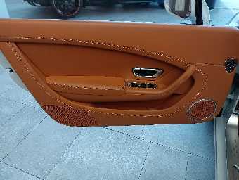 BENTLEY CONTINENTAL 2013 Image 28