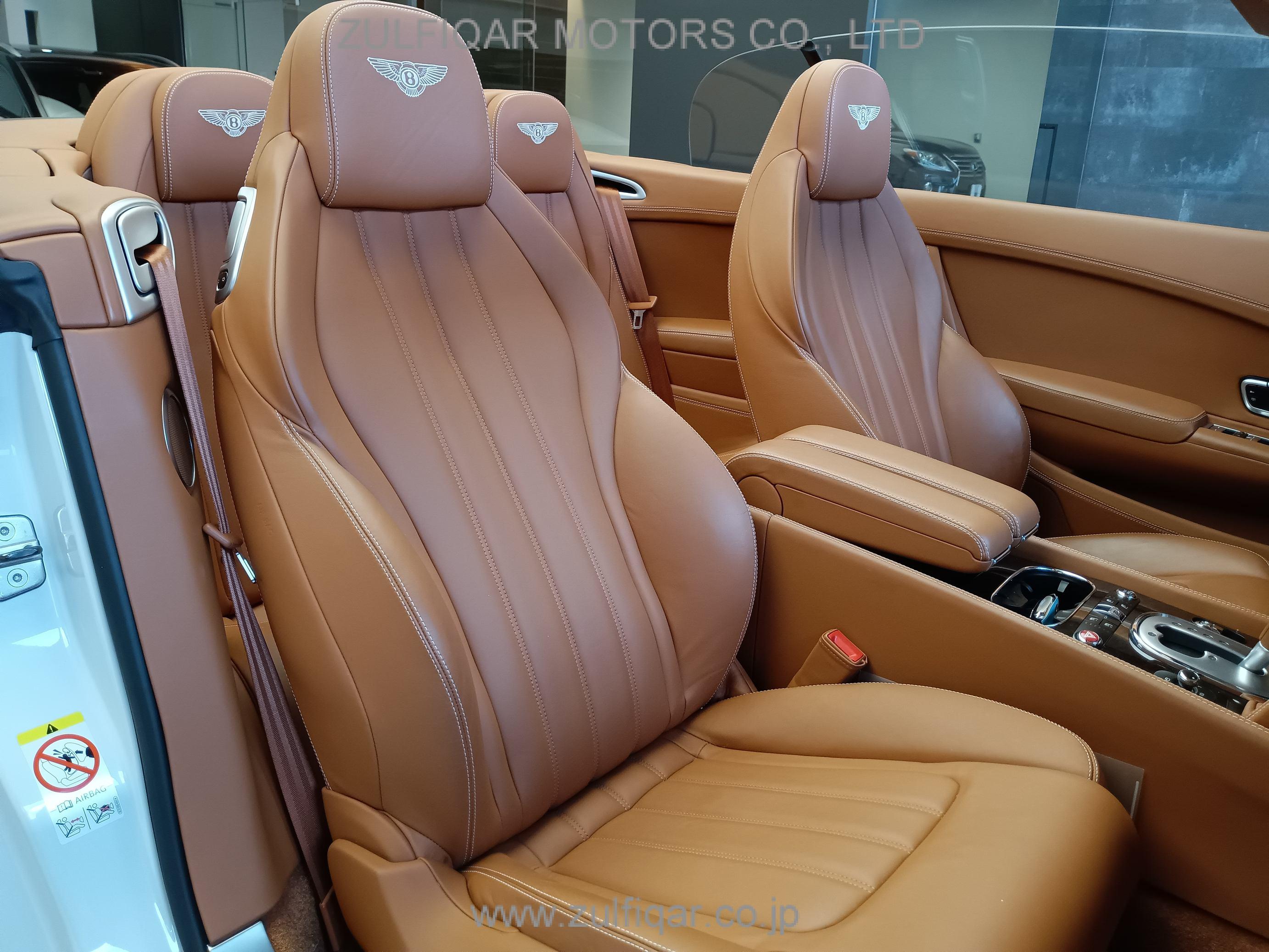 BENTLEY CONTINENTAL 2013 Image 39