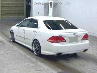 TOYOTA CROWN 2010 Image 2