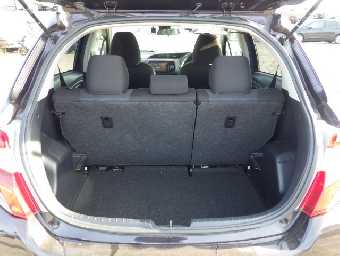 TOYOTA VITZ 2016 Image 15