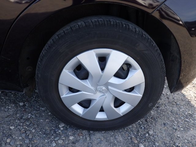 TOYOTA VITZ 2016 Image 35