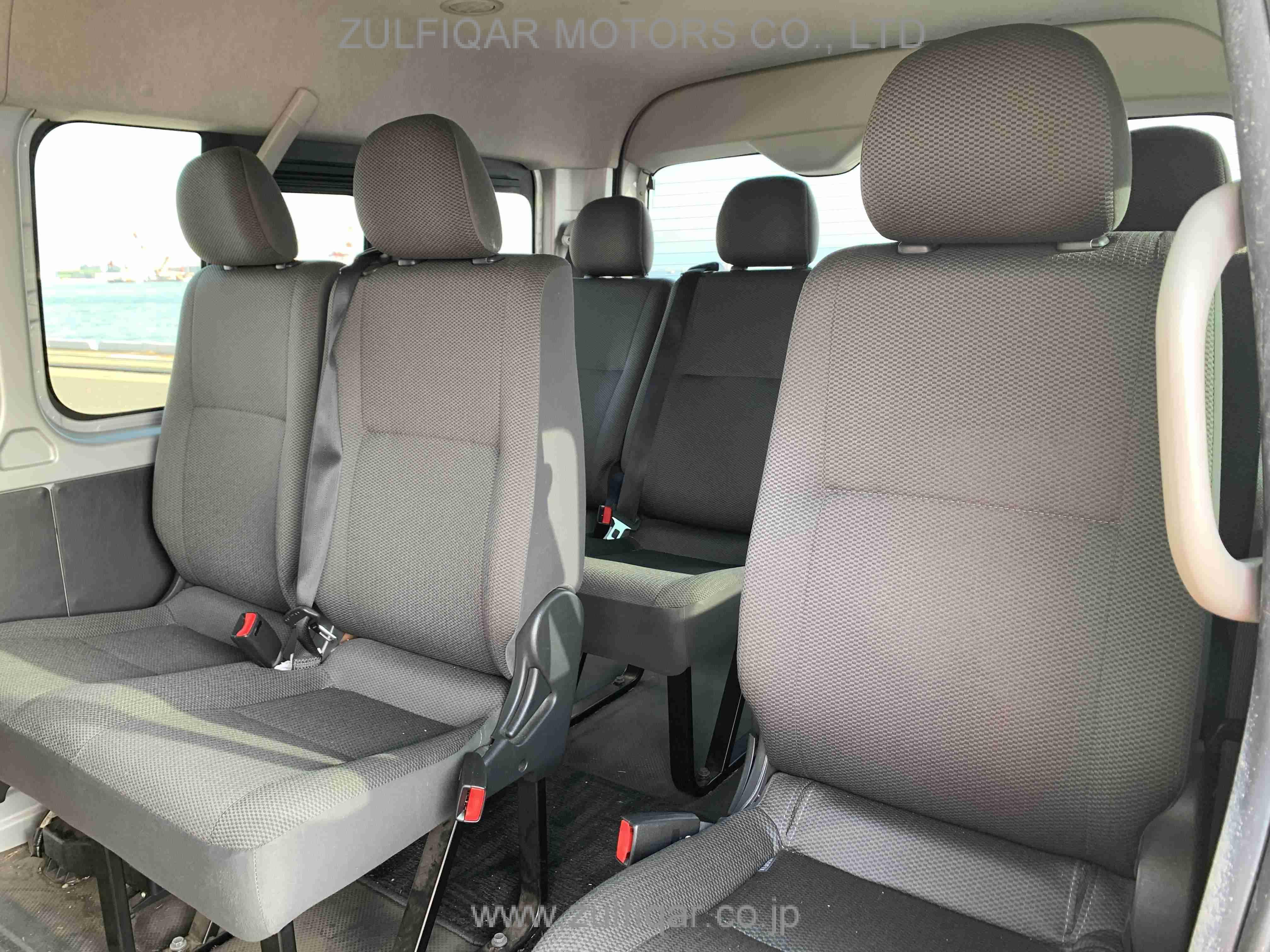 TOYOTA HIACE WAGON 2017 Image 21